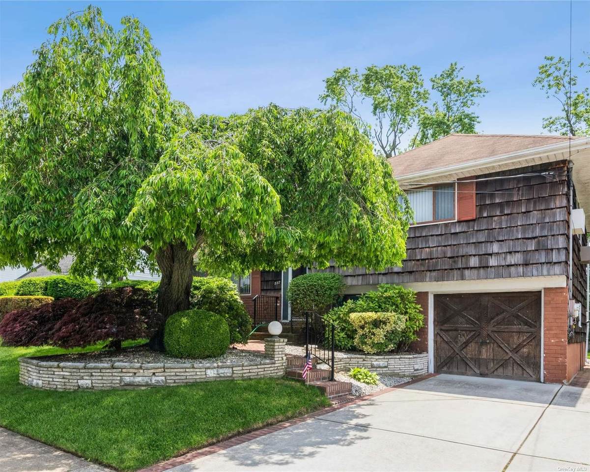 237 Henrietta Avenue - Photo 1