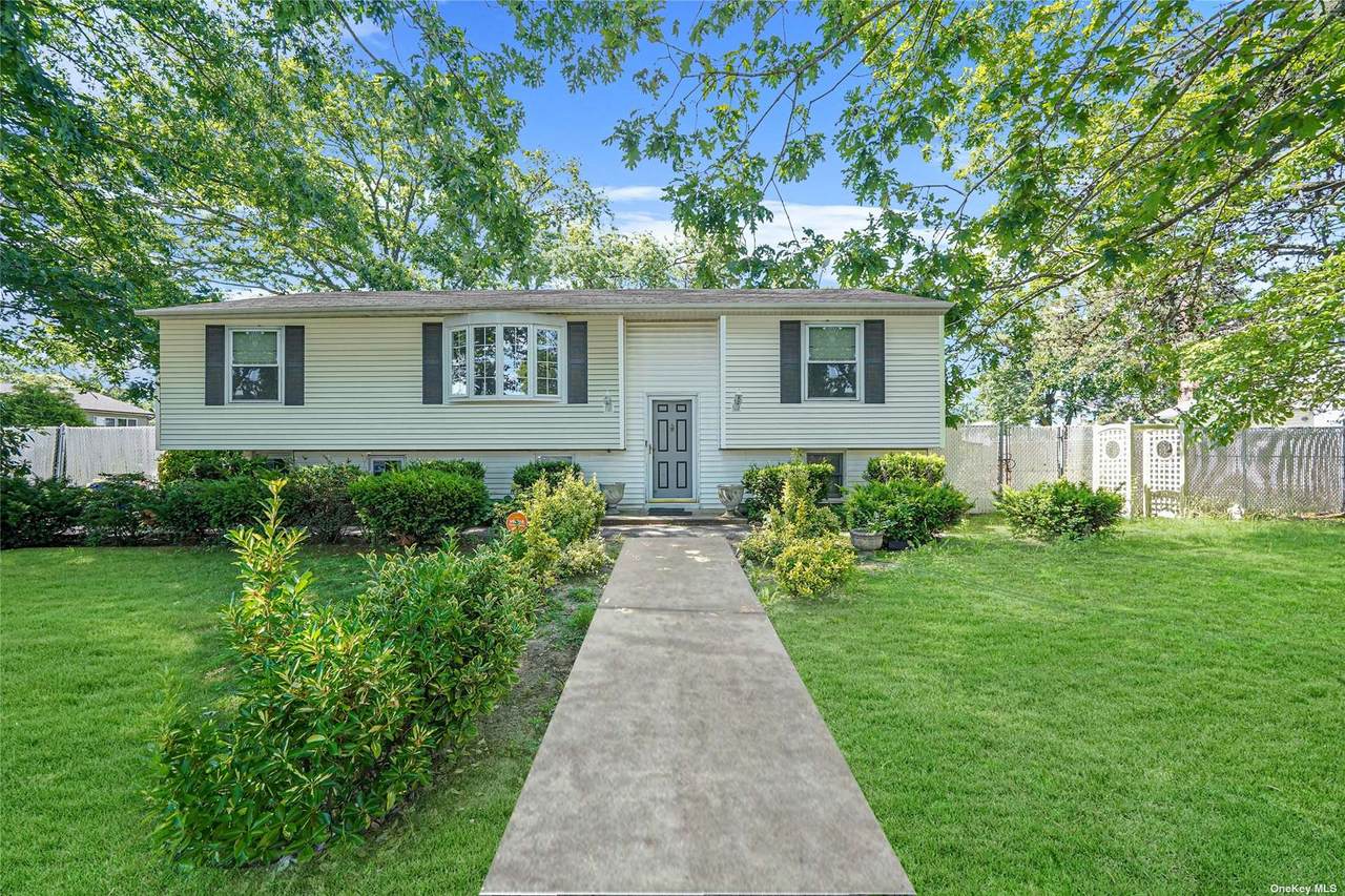 286 44th Street - Photo 1