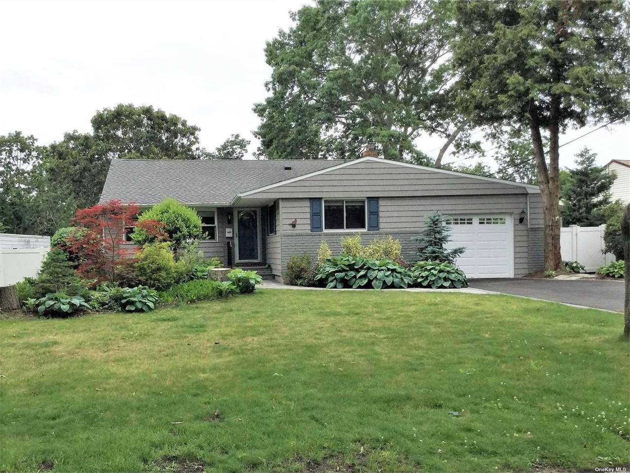 48 Morewood Drive - Photo 1