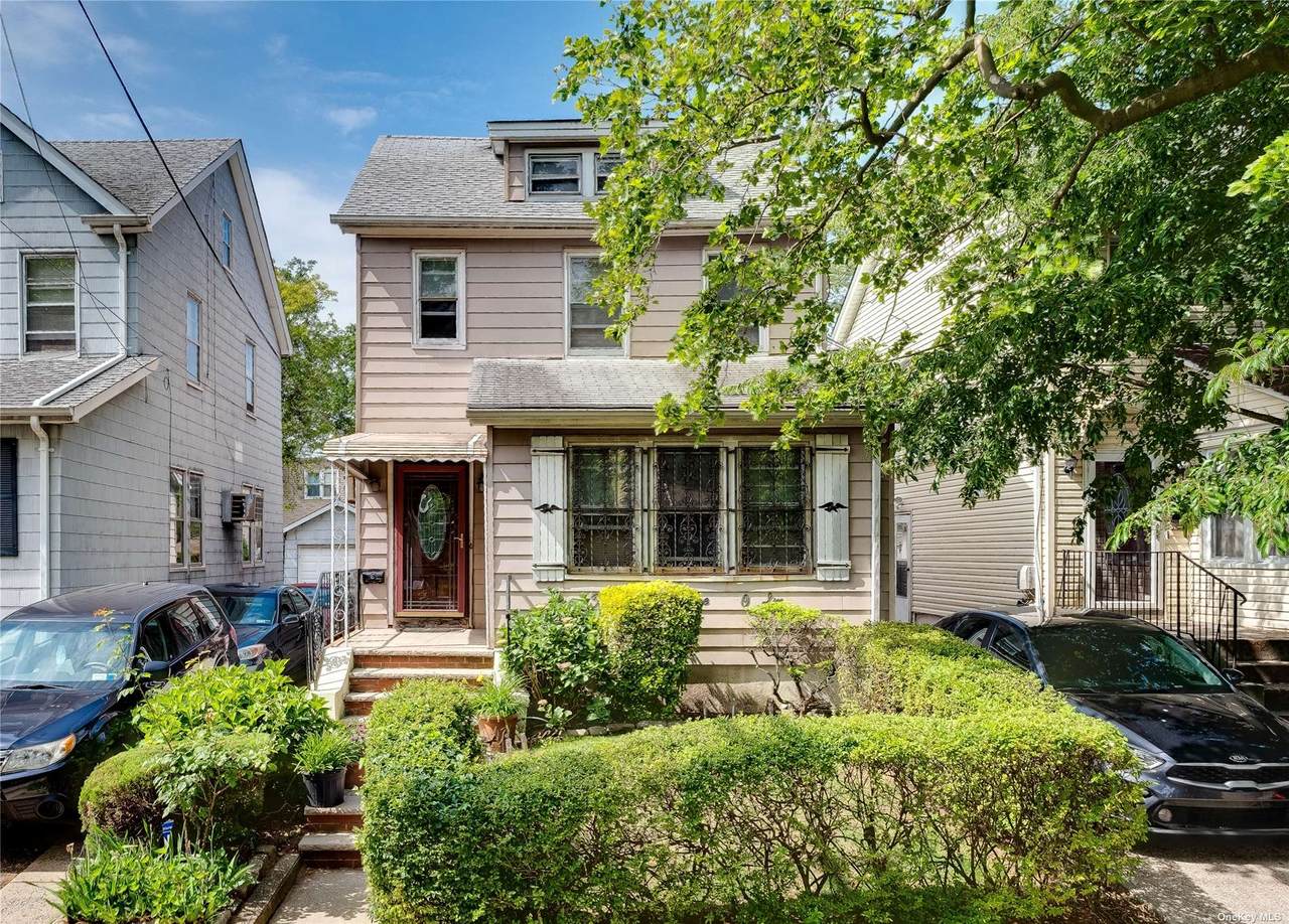 245-06 Newhall Avenue - Photo 1