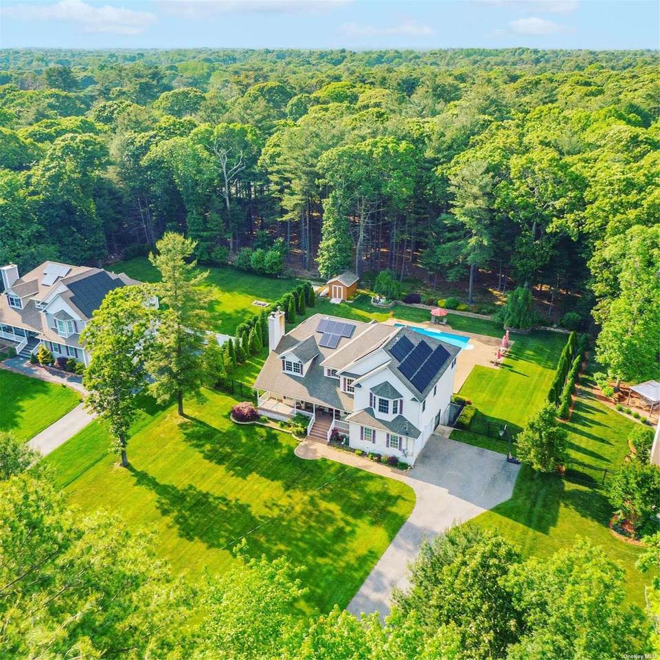19 Lake Terrace - Photo 1