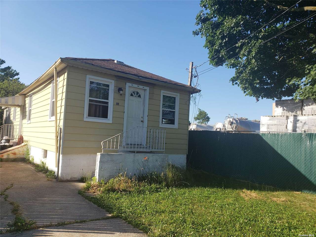 37 Booker Avenue - Photo 1
