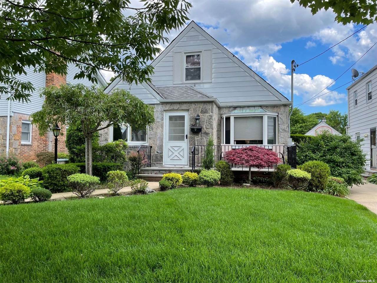 517 Adams Avenue - Photo 1