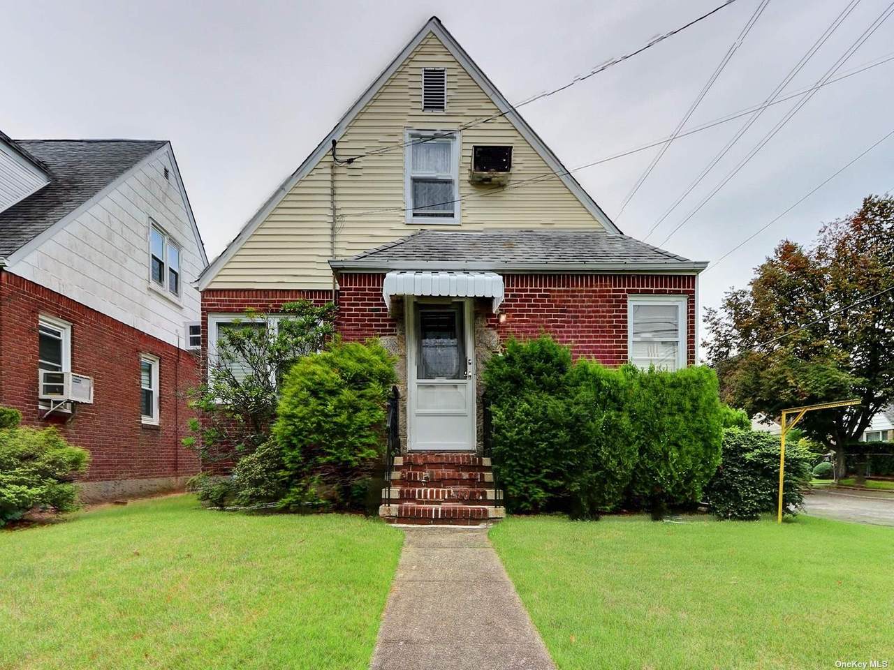 417 Central Boulevard - Photo 1