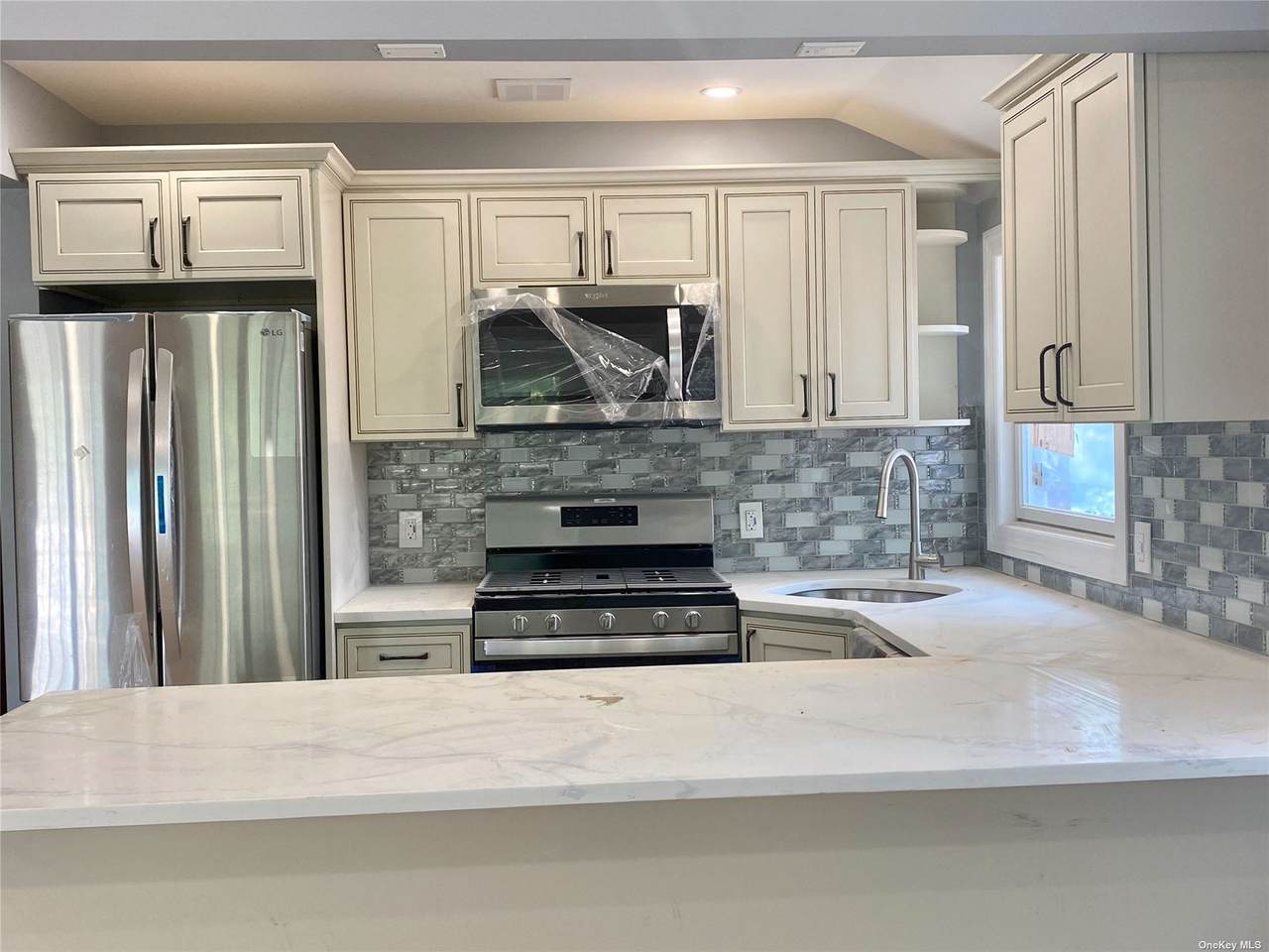 127-20 133rd Avenue - Photo 1