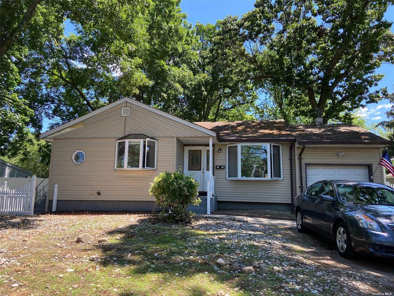 2476 New York Avenue - Photo 1