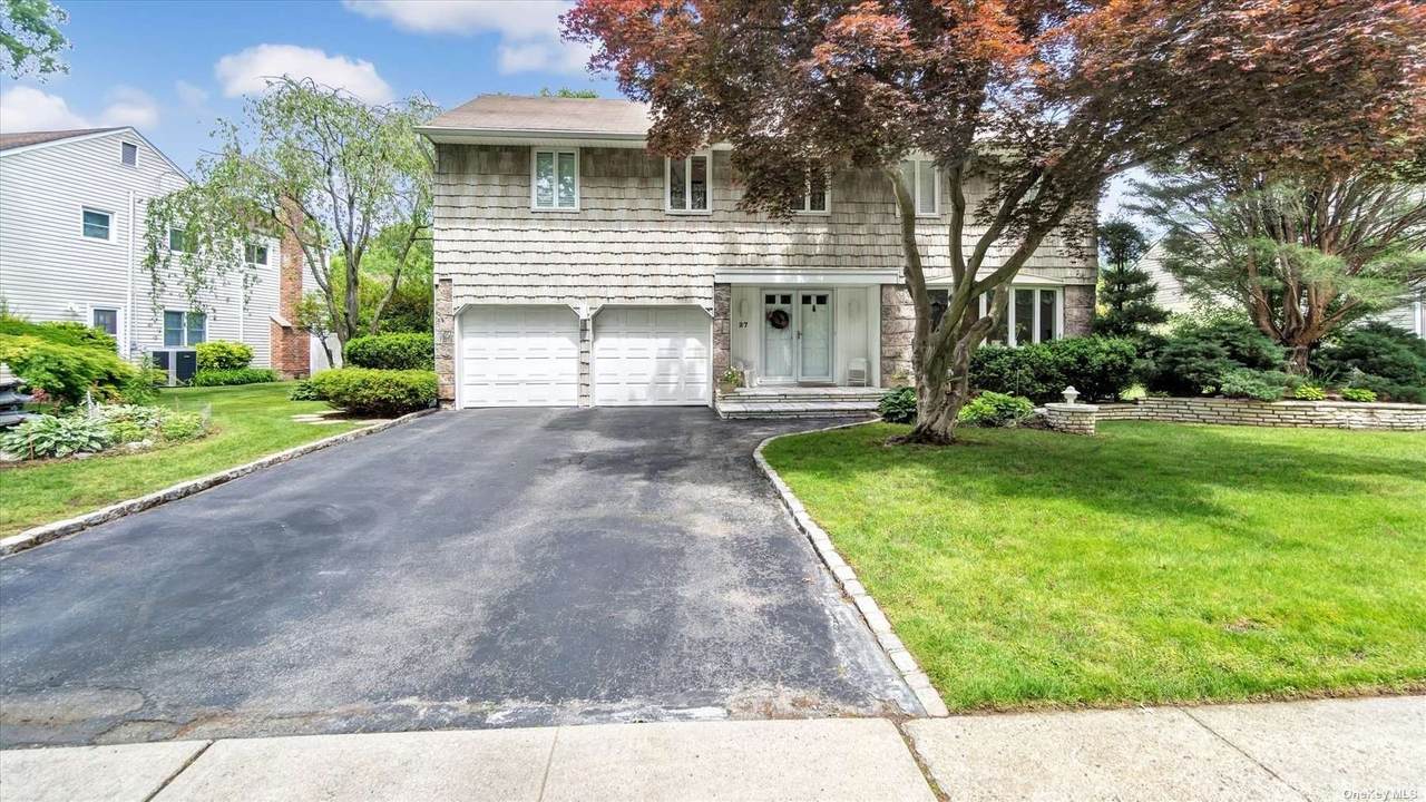 27 Lynwood Drive - Photo 1