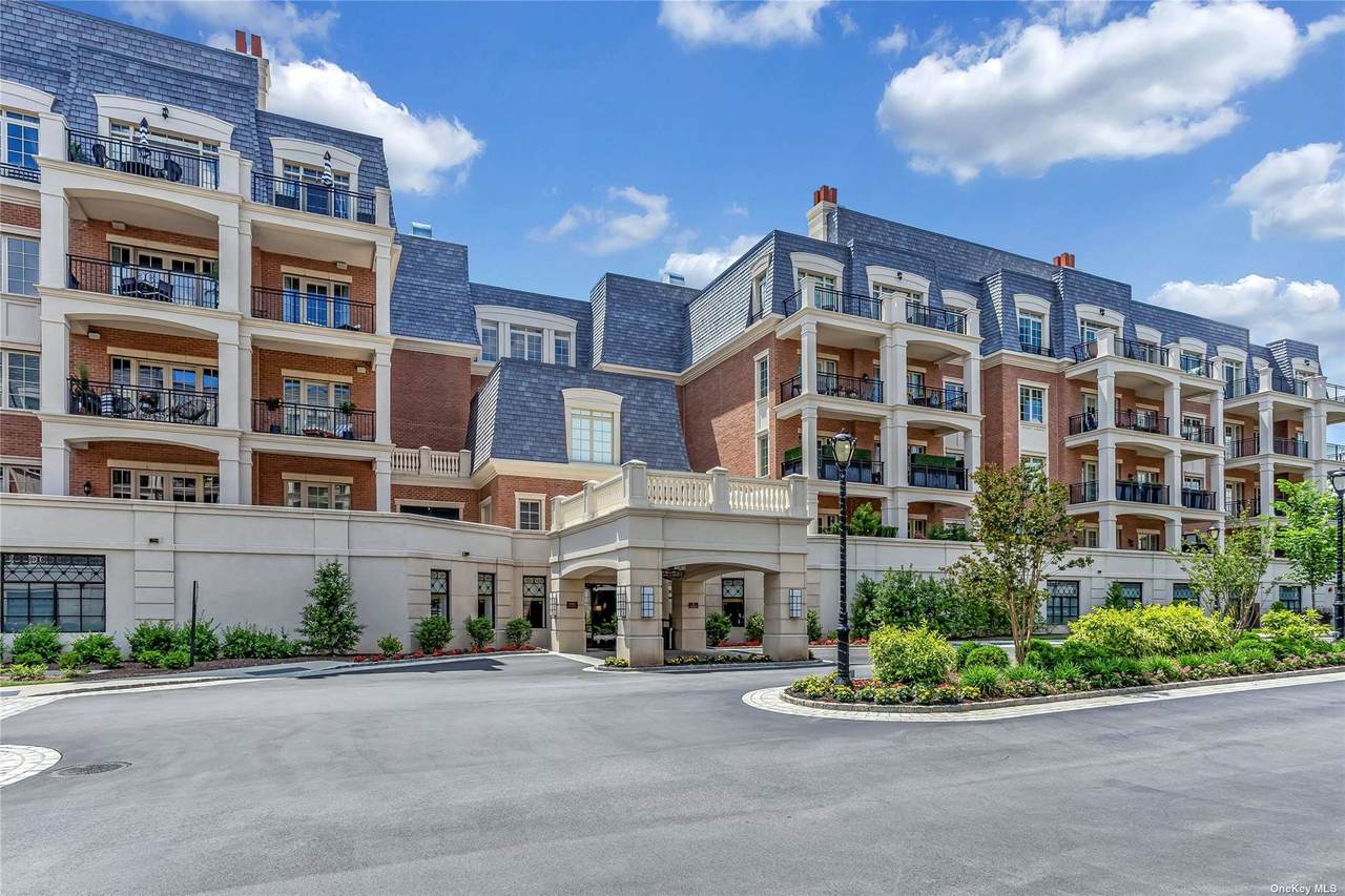 6000 Royal Court - Photo 1