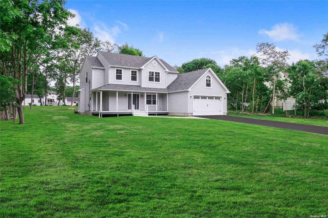 61 Doane Avenue - Photo 1