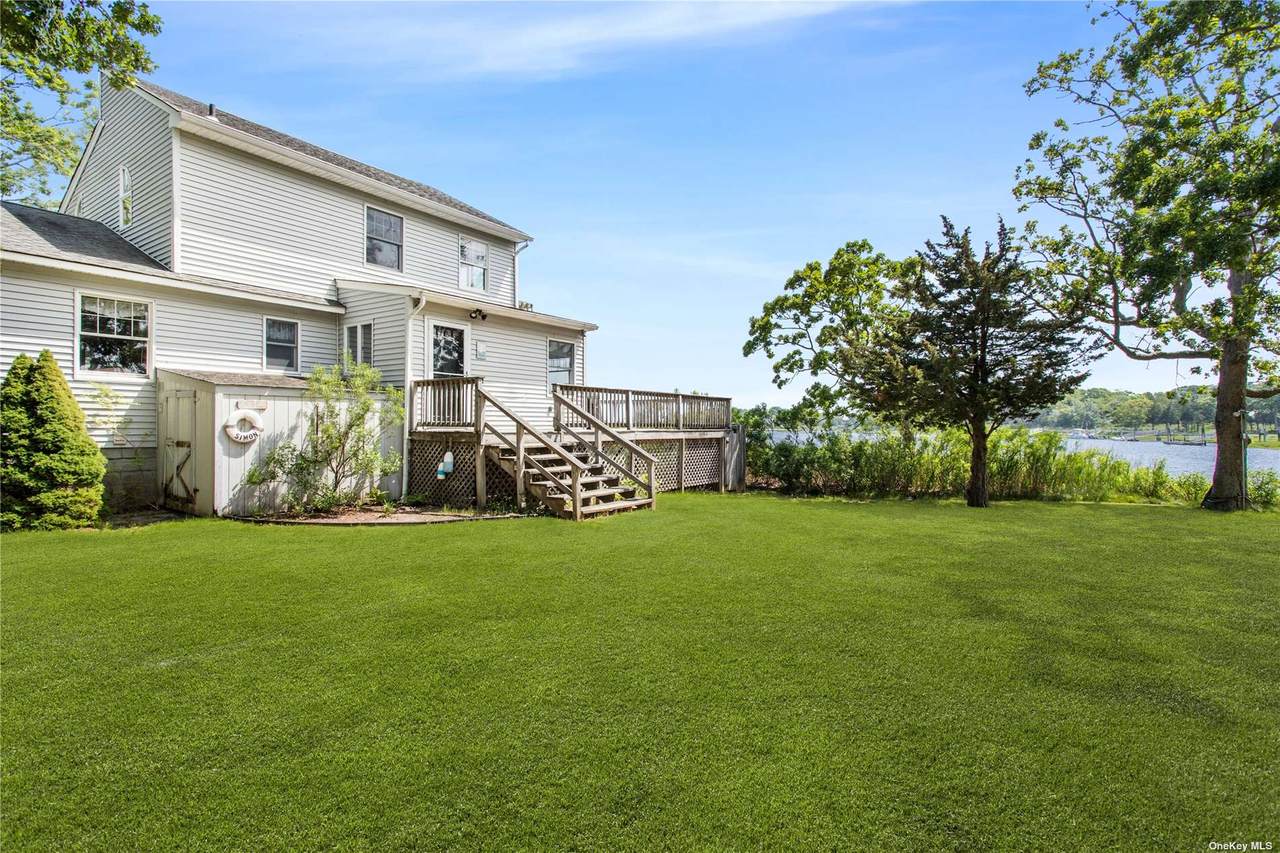 530 Sunset Way - Photo 1