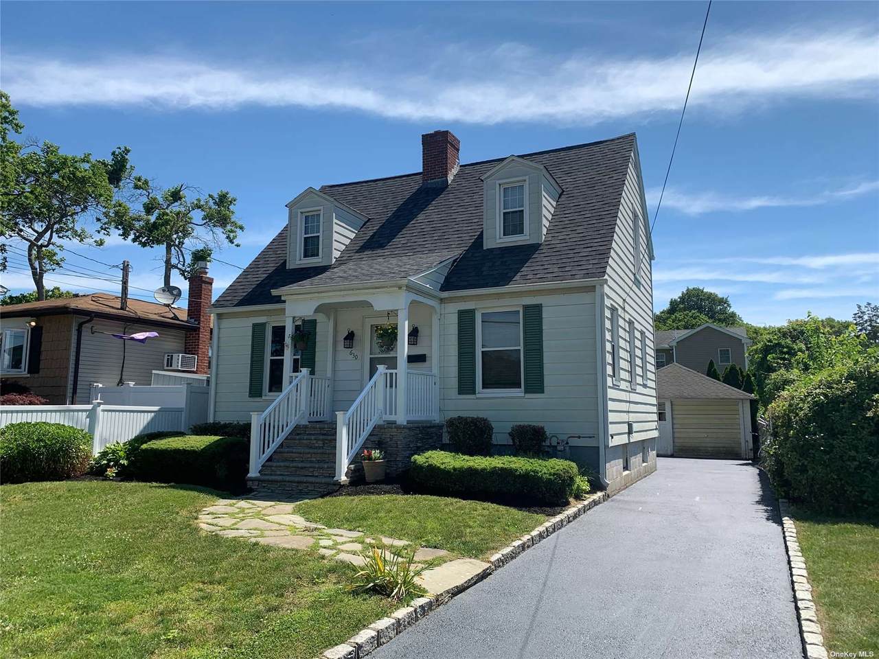 630 Oak Neck Road - Photo 1