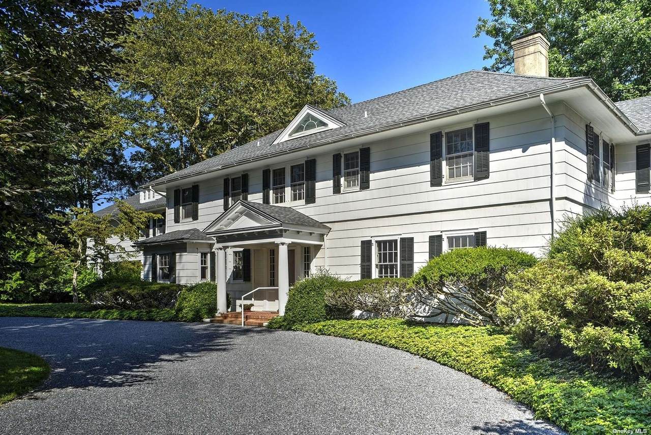 10 Georgica Road - Photo 1