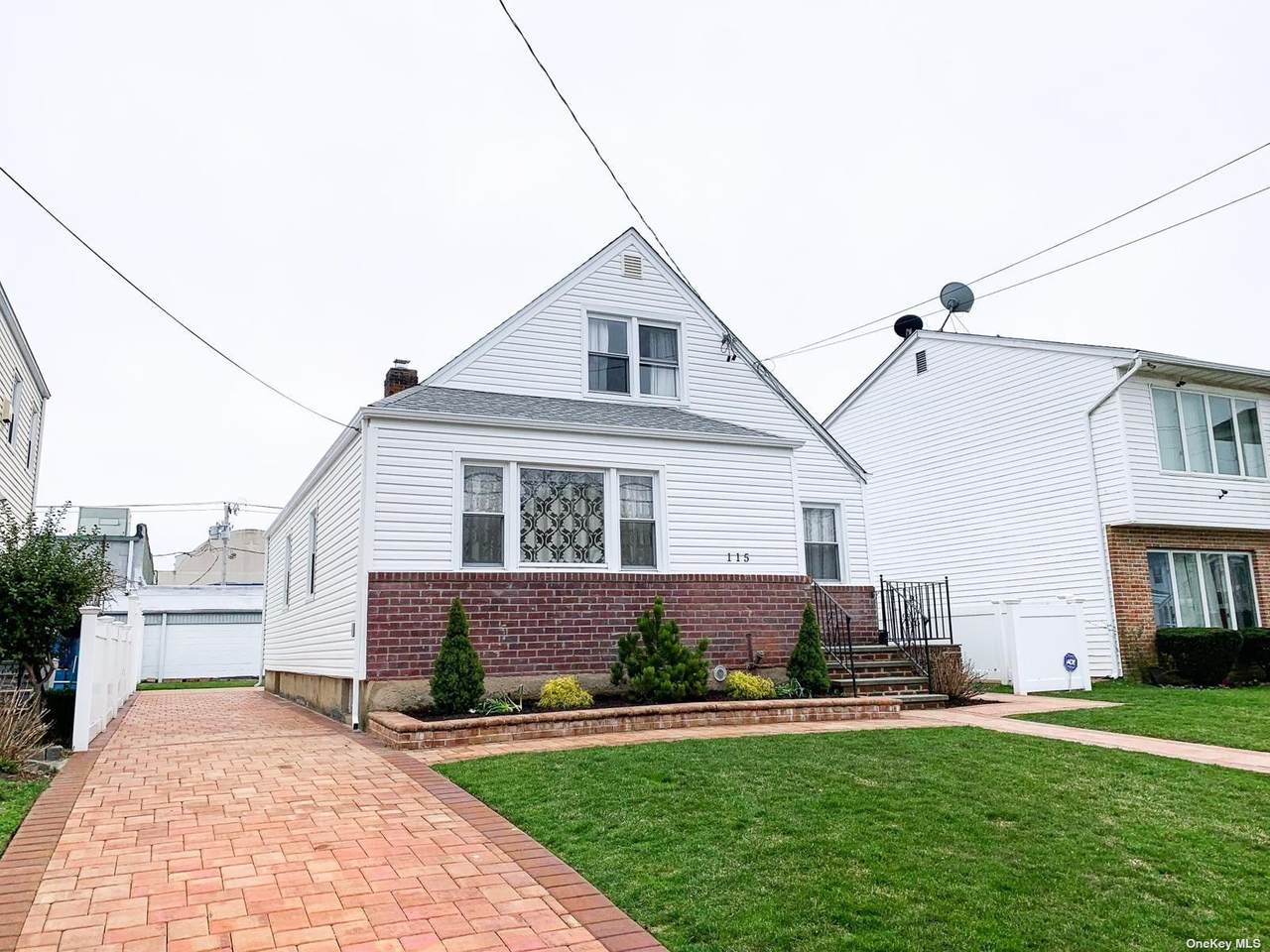 115 Arlington Street - Photo 1