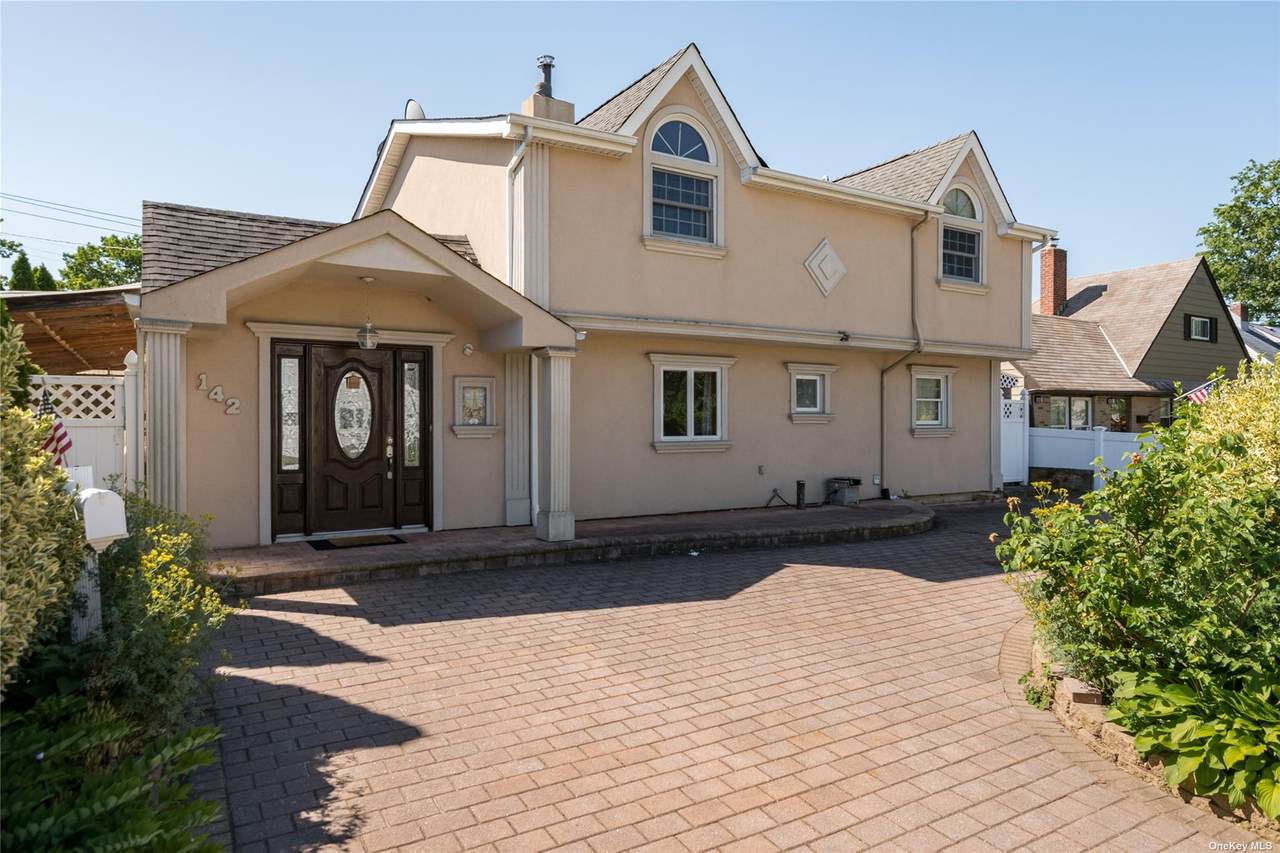 142 Land Lane - Photo 1