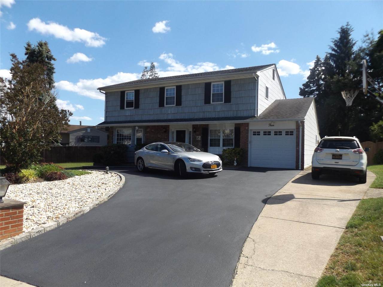 4 Archer Lane - Photo 1