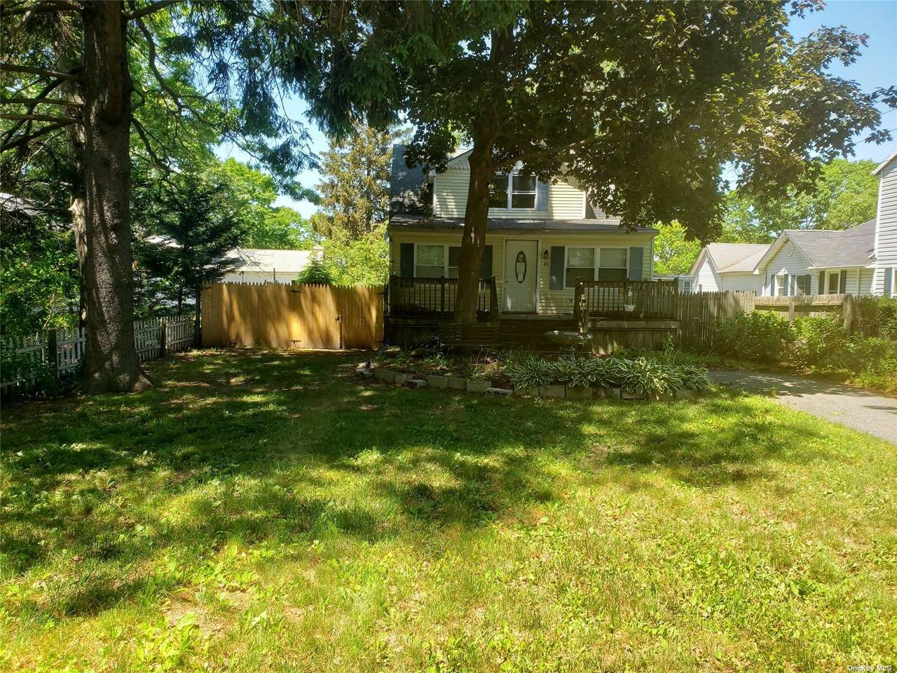 43 Highview Avenue - Photo 1