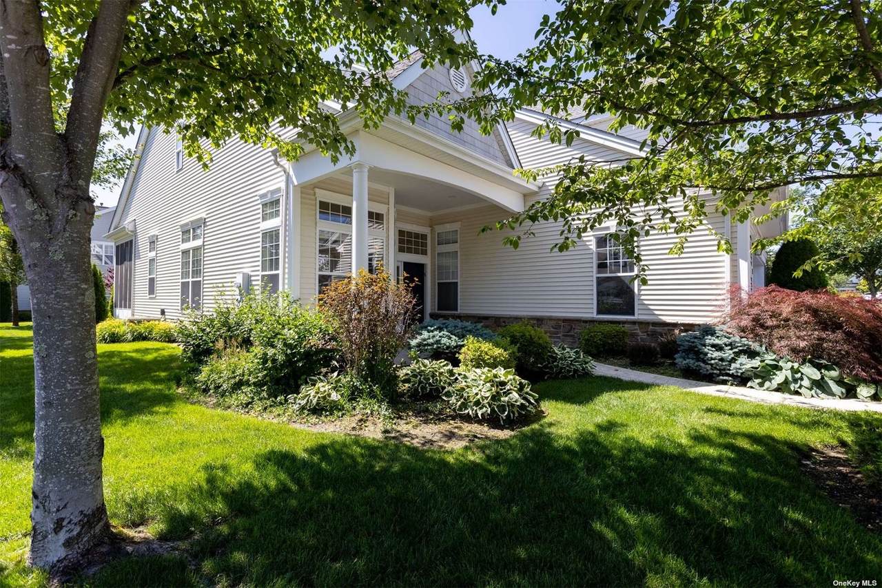 133 Encore Boulevard - Photo 1