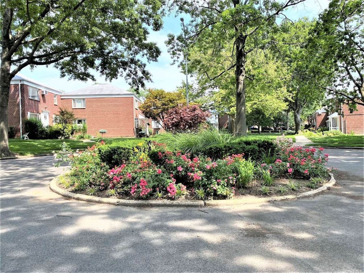 212-31 15 Avenue - Photo 1