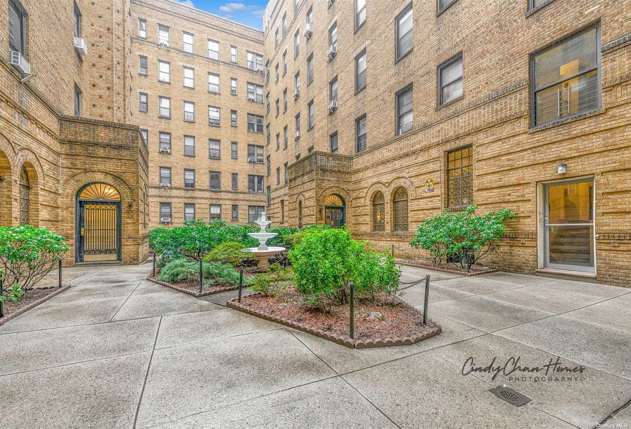 83-44 Lefferts Blvd - Photo 1