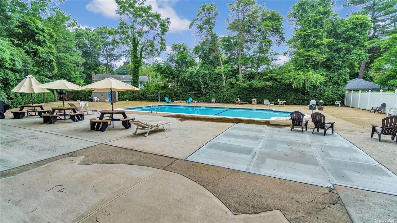 125 Hempstead Garden Drive - Photo 1