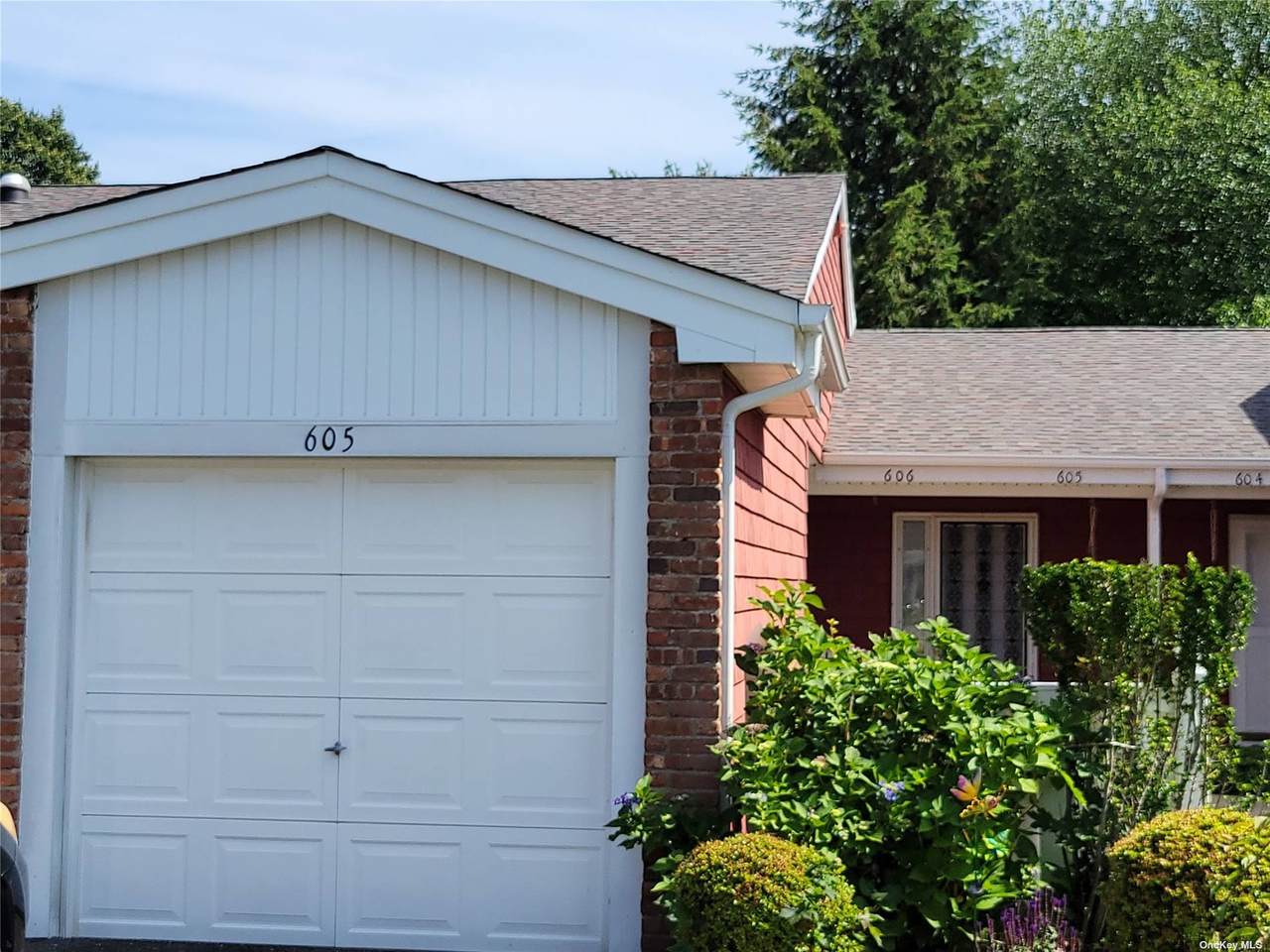 605 Flair Court - Photo 1