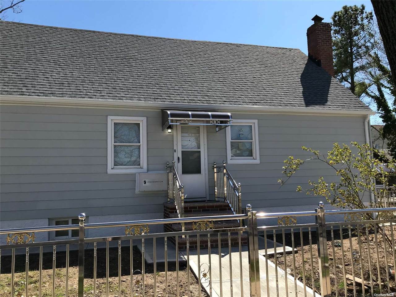 116-28 194 Street - Photo 1