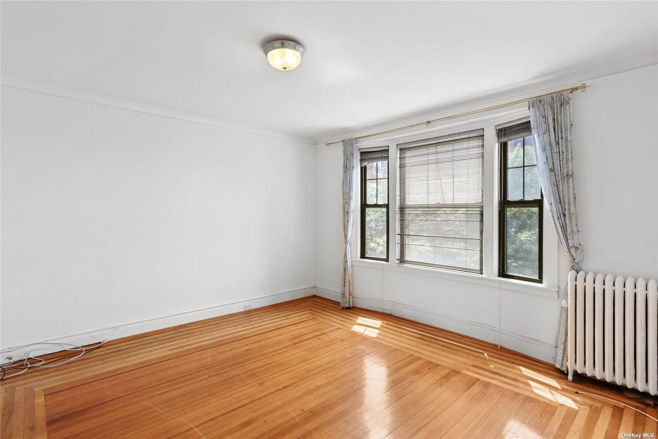 33-11 82nd Street - Photo 1