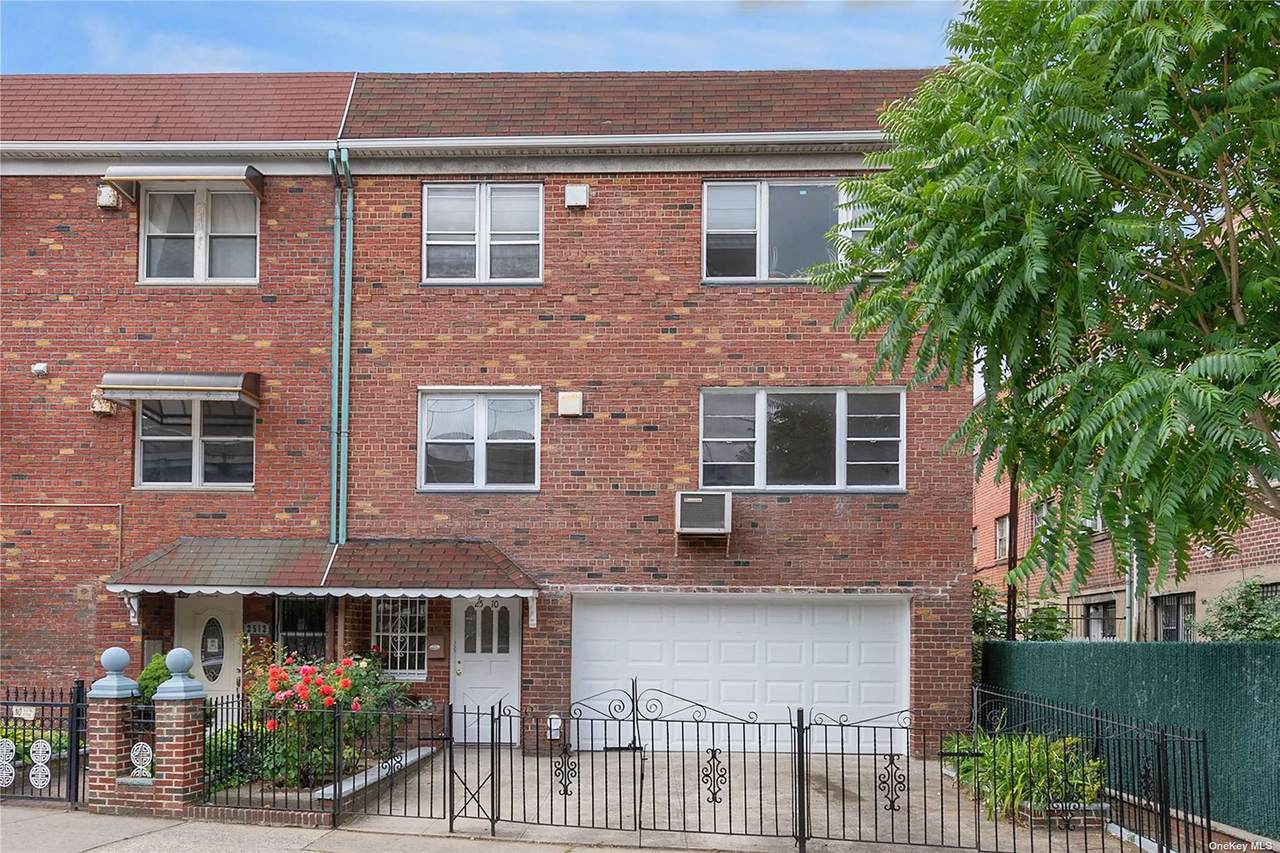 25-10 Hoyt Avenue - Photo 1