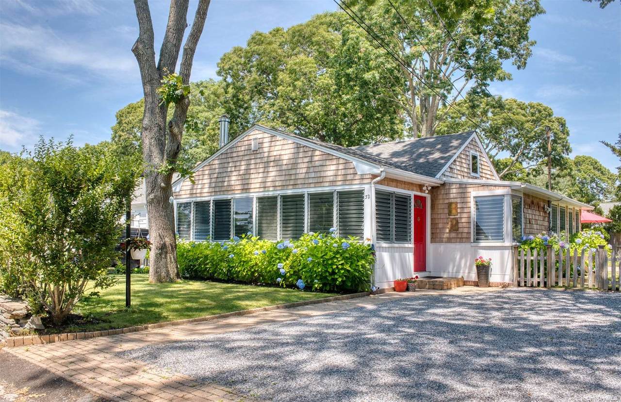 32 Chestnut Street - Photo 1
