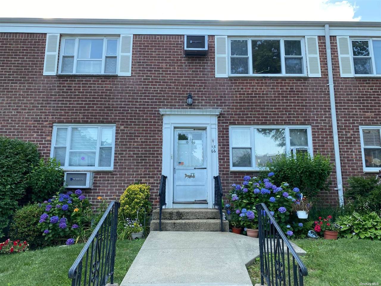 15-66 212th Street - Photo 1