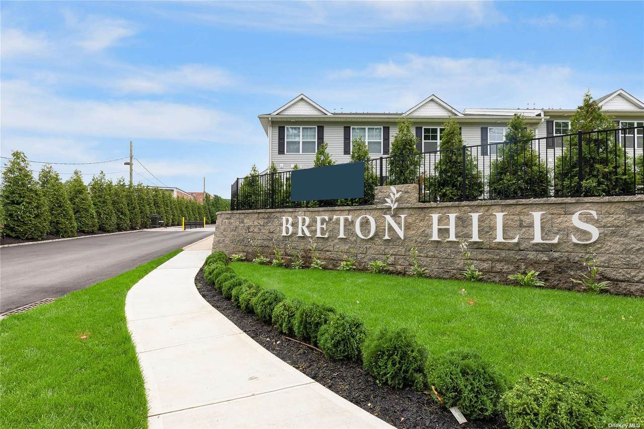 405 Breton Way - Photo 1