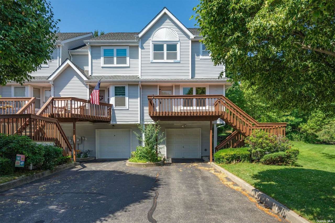 10 Leeward Lane - Photo 1