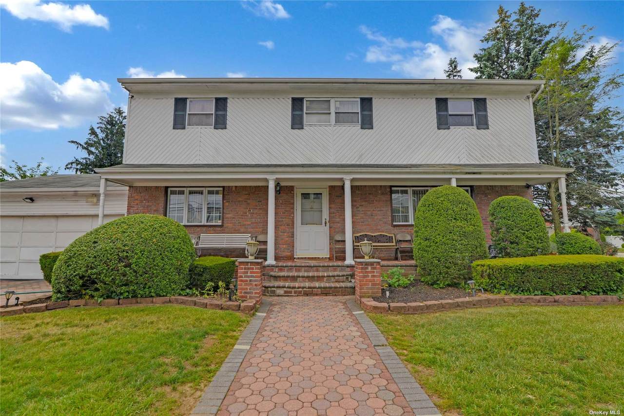 760 Carl Avenue - Photo 1