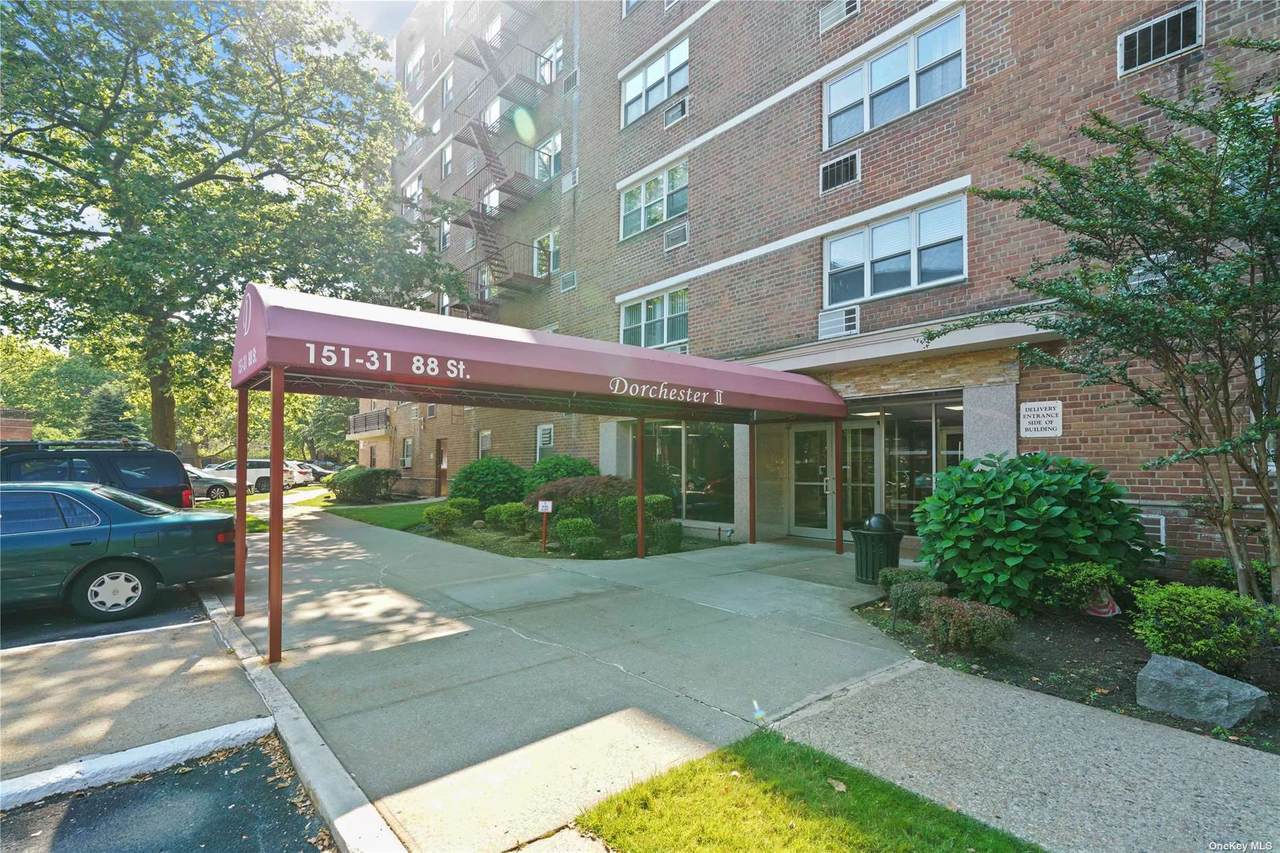 151-31 88th Street - Photo 1