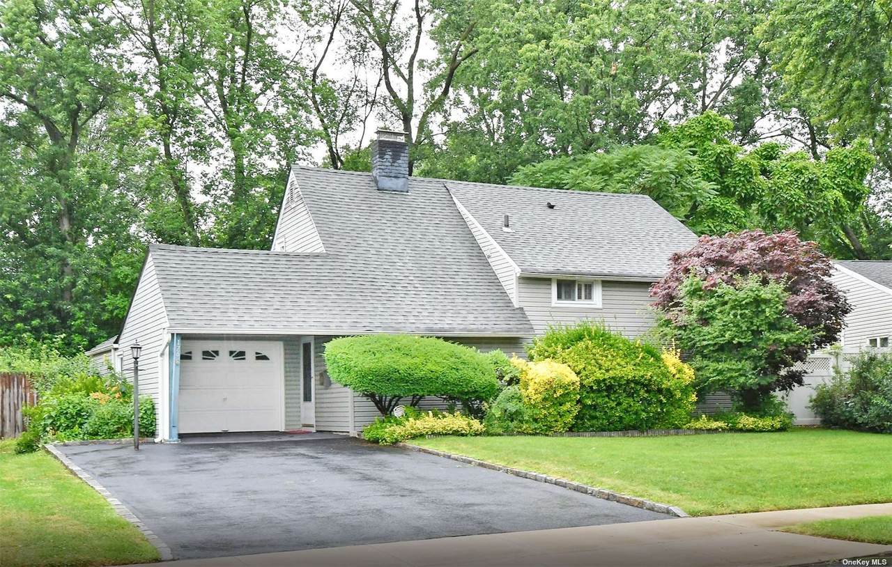176 Cabot Lane - Photo 1