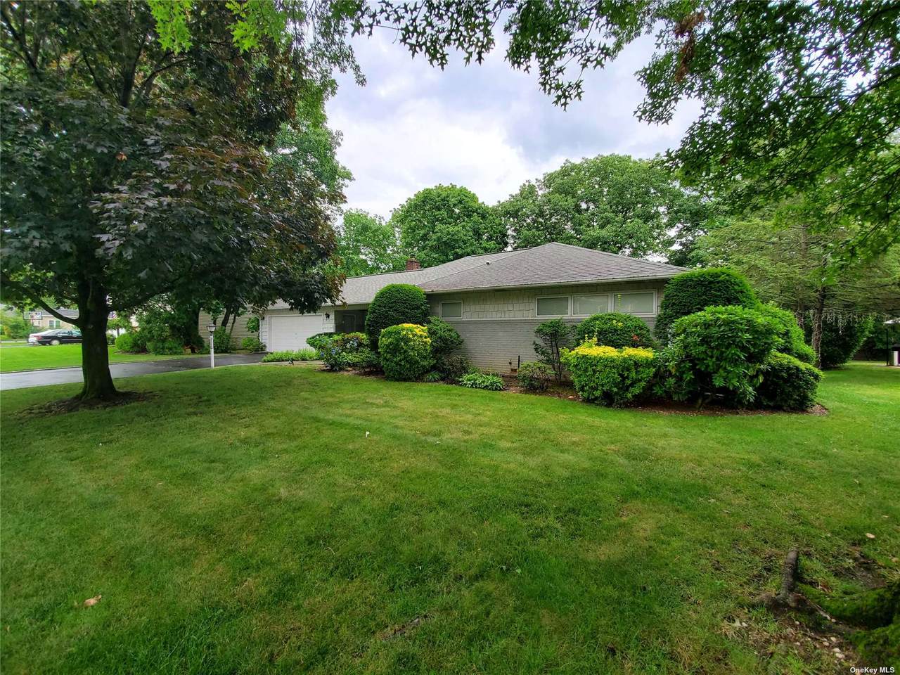 44 Westwood Circle - Photo 1