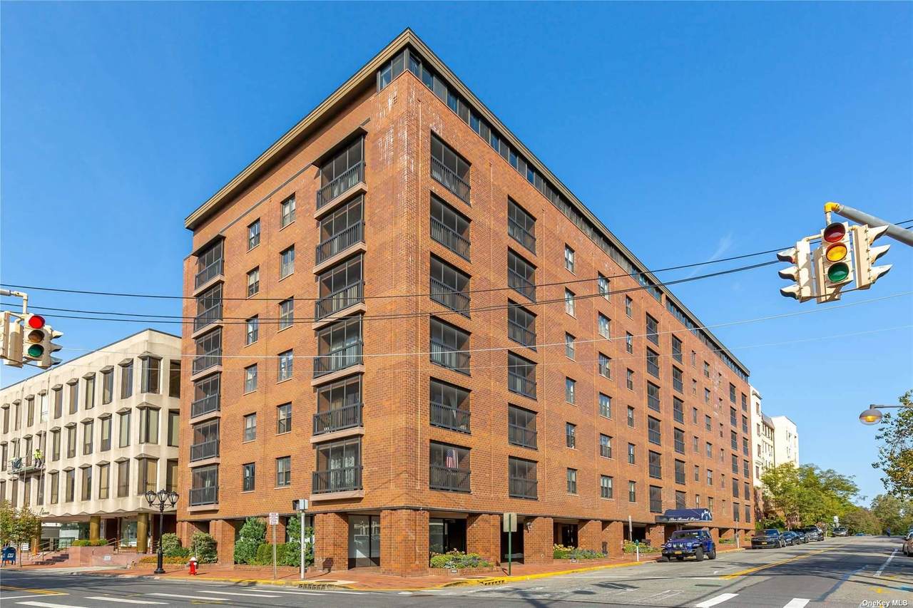 12 Bond Street - Photo 1
