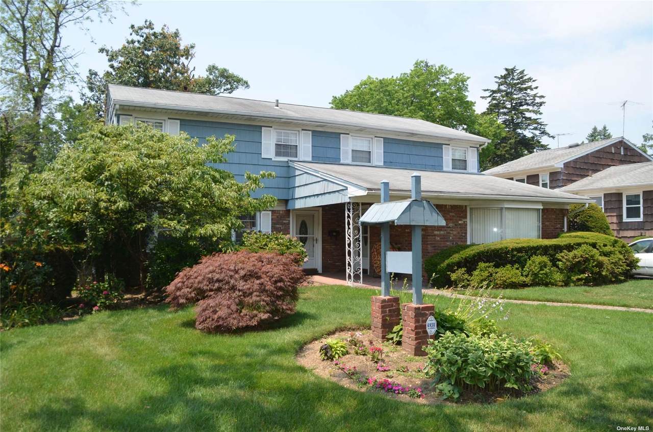 1366 Grand Avenue - Photo 1