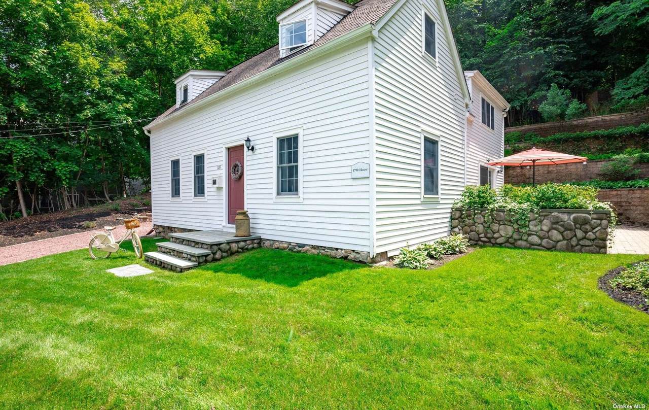 109 Liberty Avenue - Photo 1