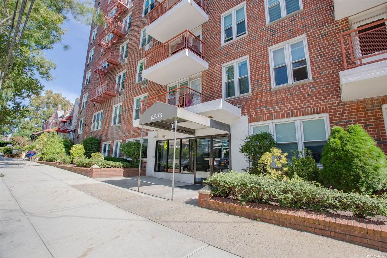 65-15 Alderton Street - Photo 1