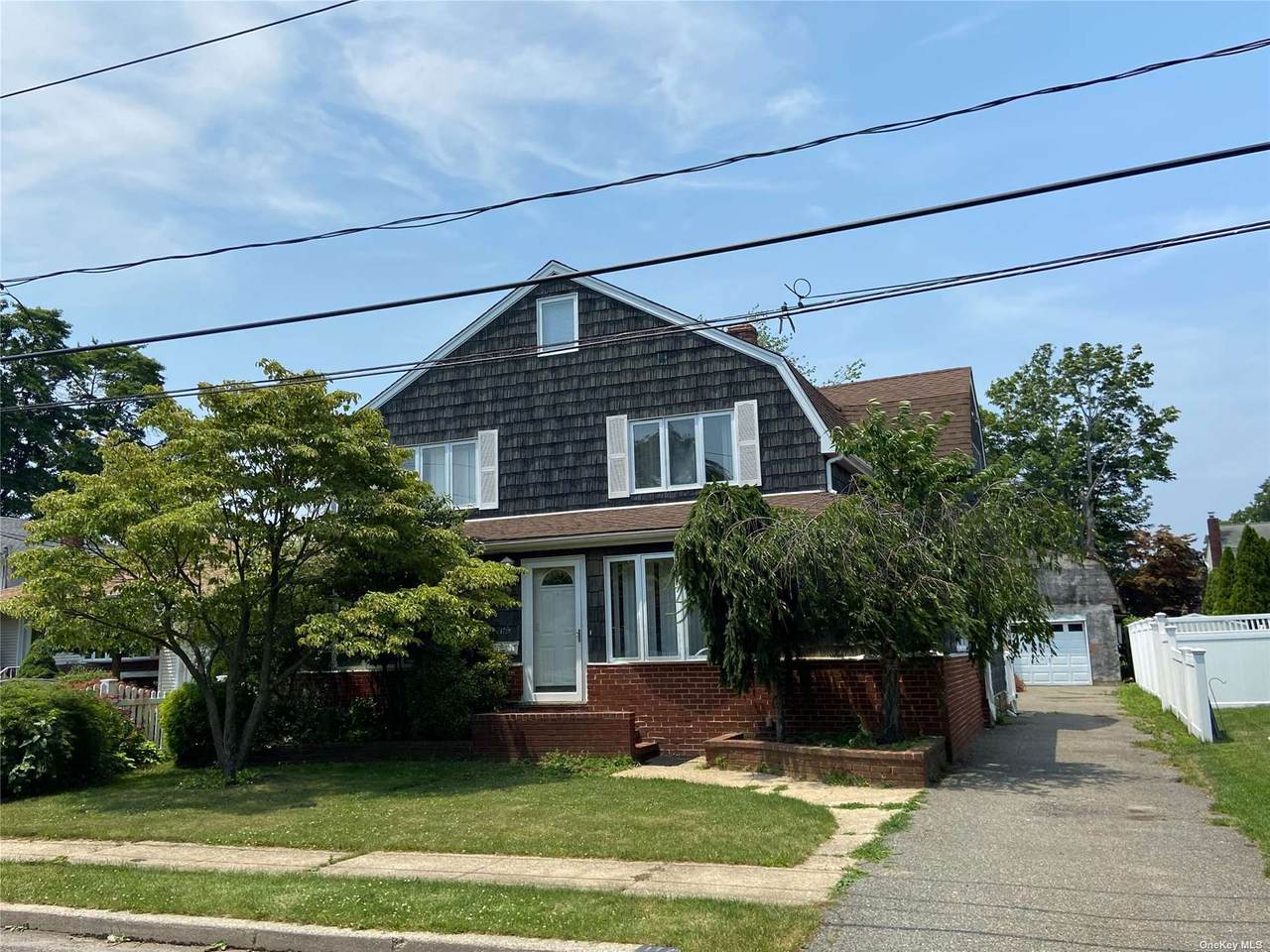 1729 Eyre Place - Photo 1