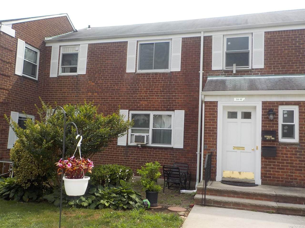 254-49 75th Avenue - Photo 1