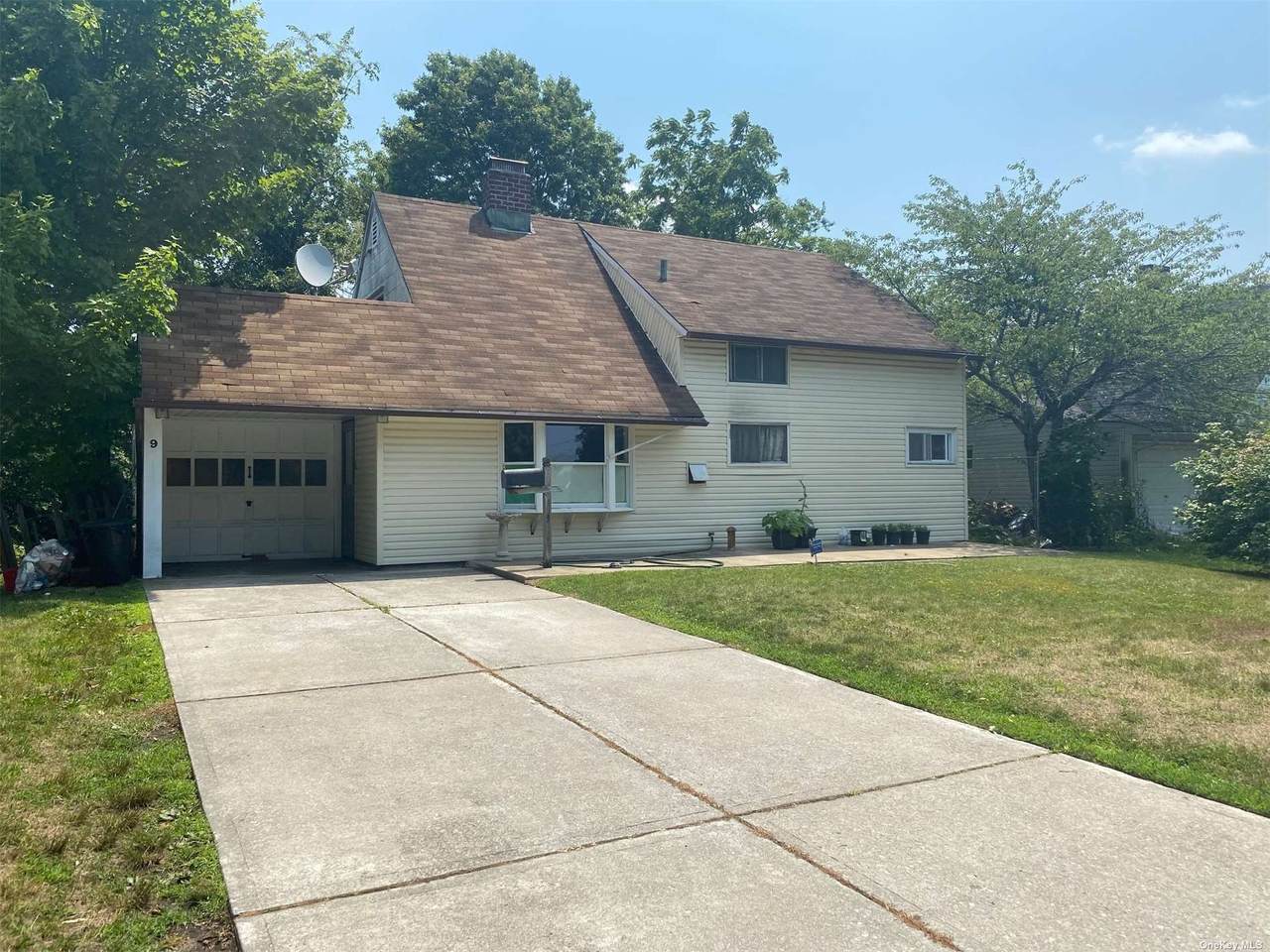 9 Beacon Lane - Photo 1