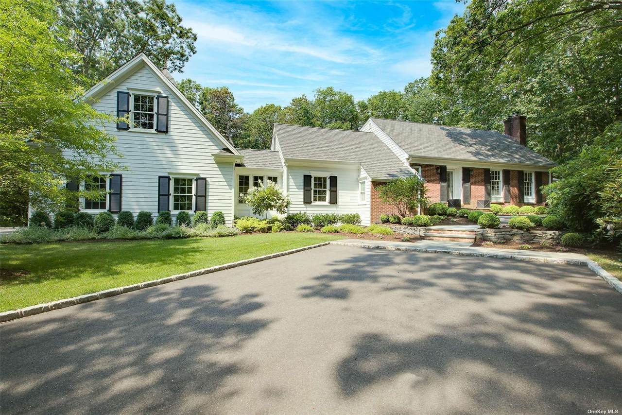 6 Hiawatha Lane - Photo 1