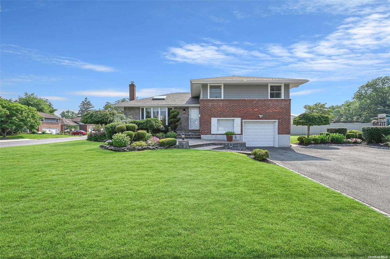 53 Morris Drive - Photo 1