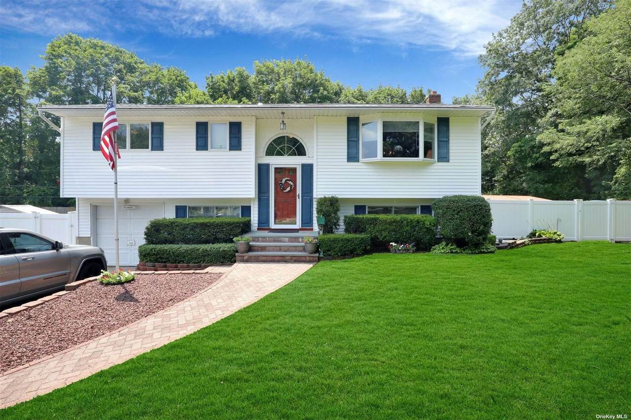 2 Somerset Drive - Photo 1
