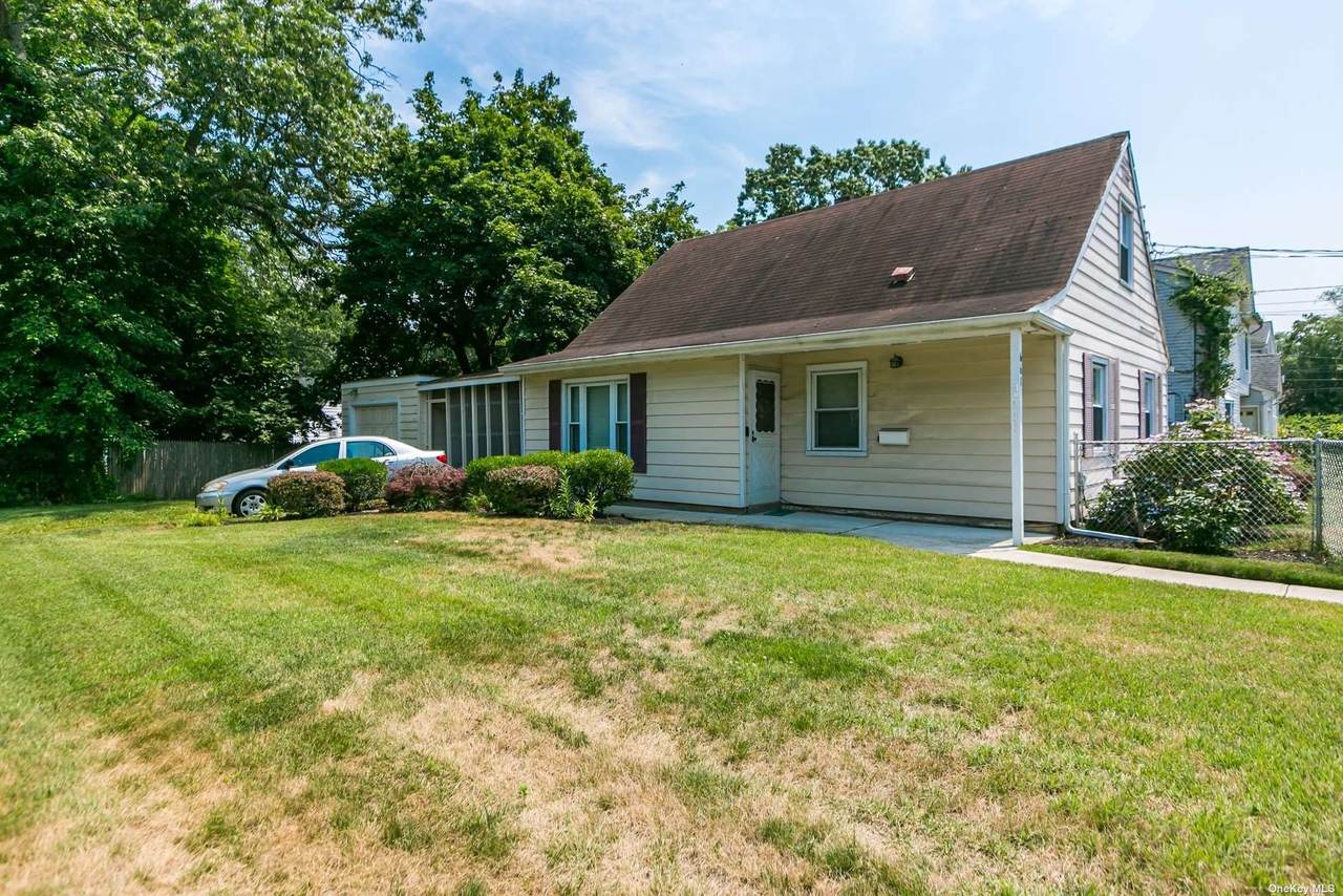 661 Park Avenue - Photo 1