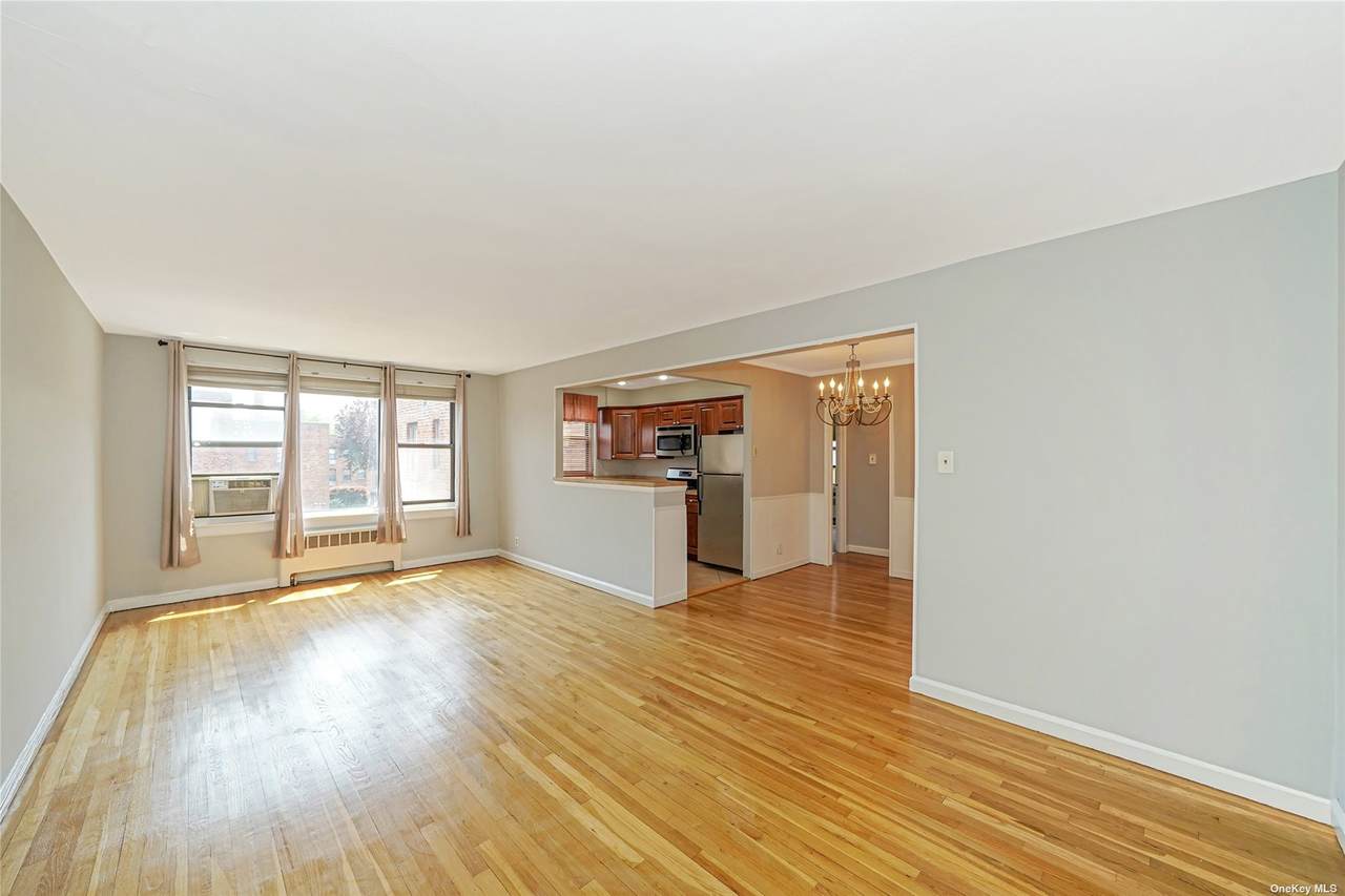 1 Jefferson Avenue - Photo 1