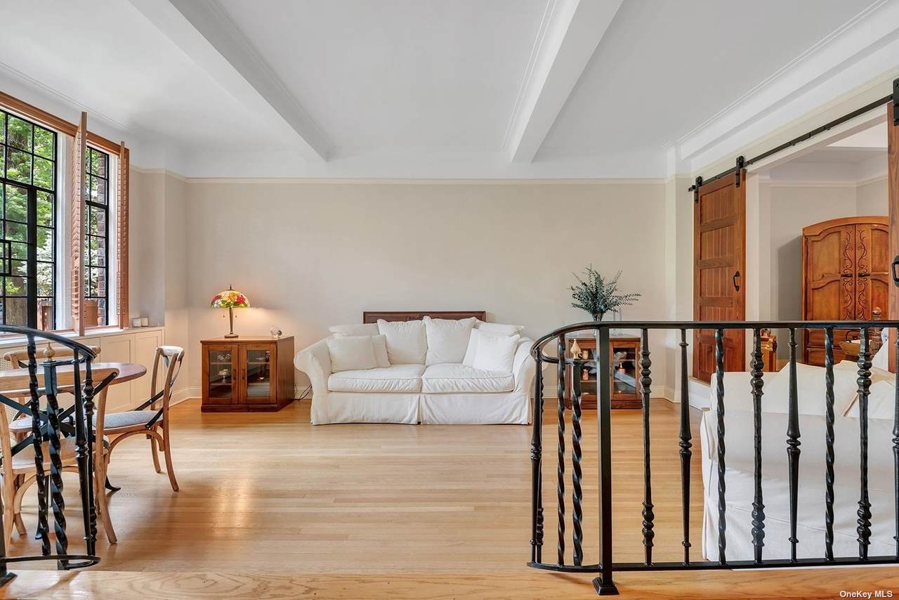 20 Continental Avenue - Photo 1