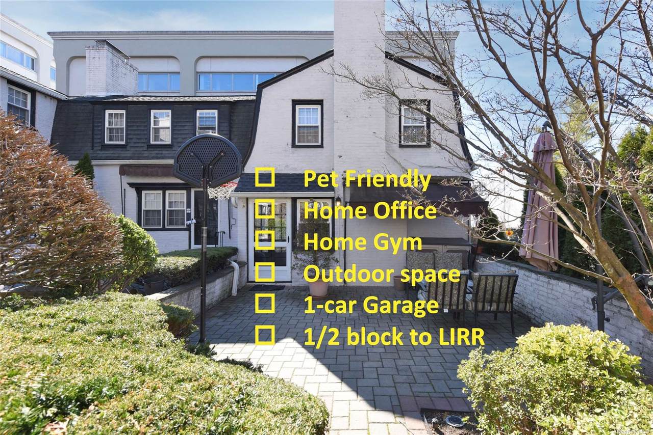 19 Barstow Road - Photo 1